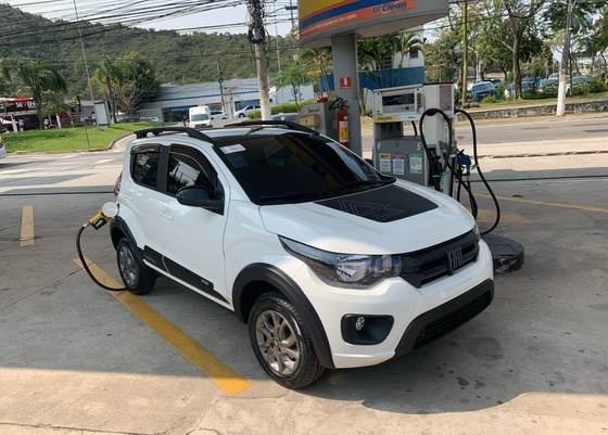 FIAT MOBI 1.0 EVO FLEX TREKKING MANUAL